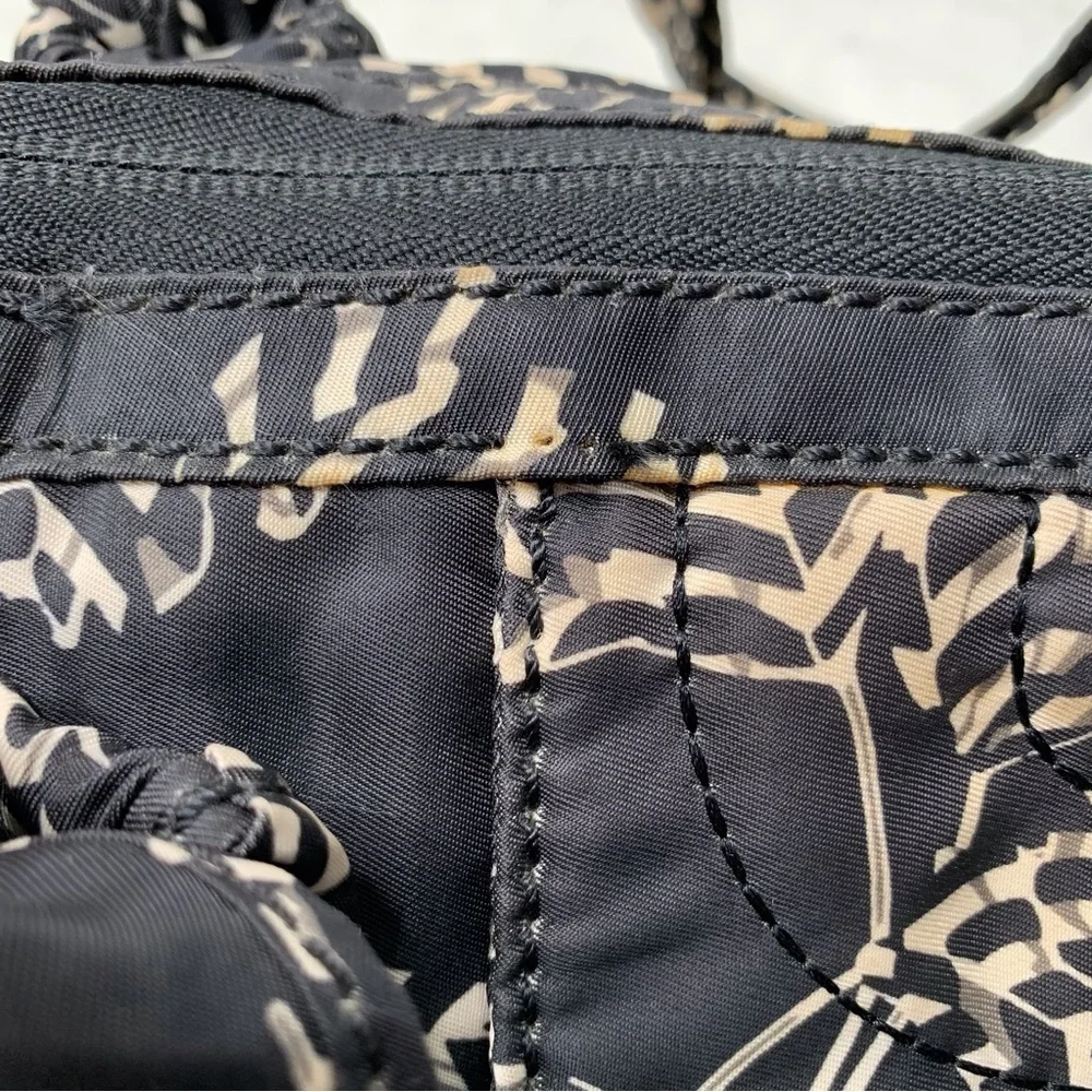 Marc by Marc Jacobs Women's Laptop Black/Cream Floral Messenger Bag